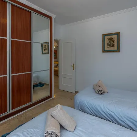 Villa Alegria Big Terrace, Private Pool & Parking