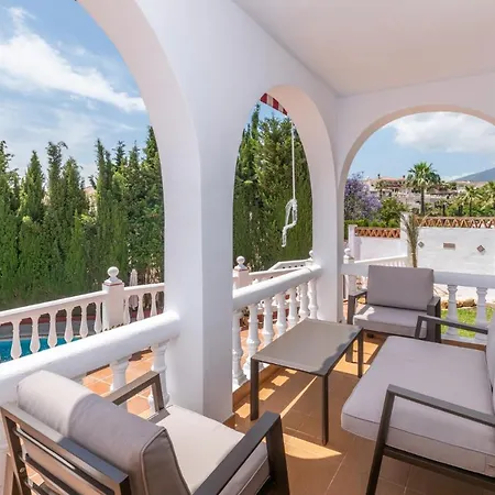 Villa Alegria Big Terrace, Private Pool & Parking
